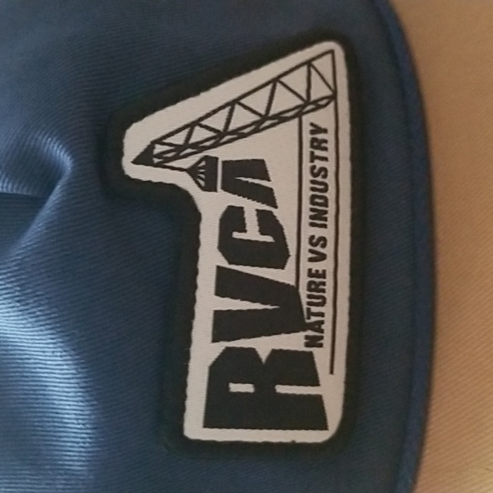 Baseball cap - Picture 2 of 5